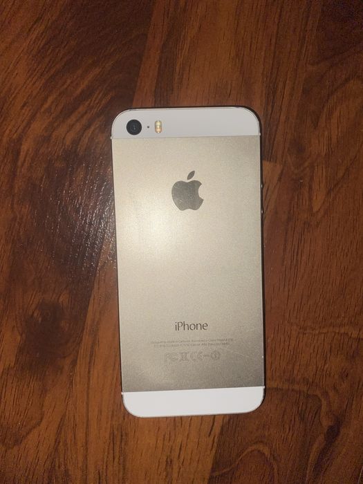 iphone 5s в хорошем состоянии