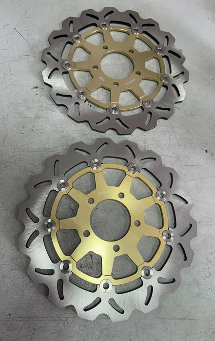 НОВИ спирачни дискове и накладки за Suzuki GSXR 600 / 750 / 1000