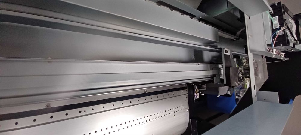 ROLAND SG-540 - Print&Cut - imprimanta eco-solvent 1,37m  - doar 14 ore de functionare - ca noua