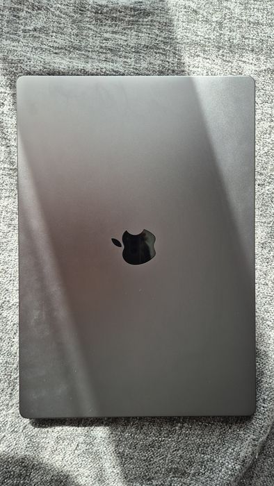 Macbook pro M3 Max 36GB 1TB