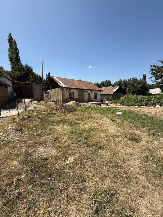 Burchumulla  hovli joy sotiladi