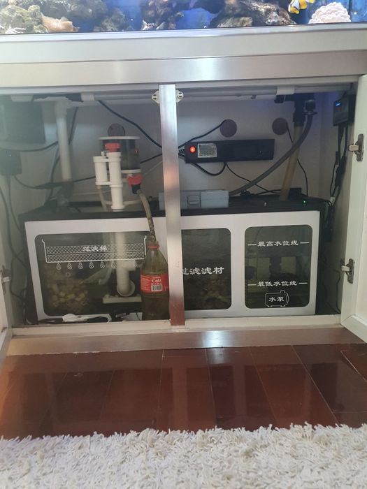 Продам аквариум заводской