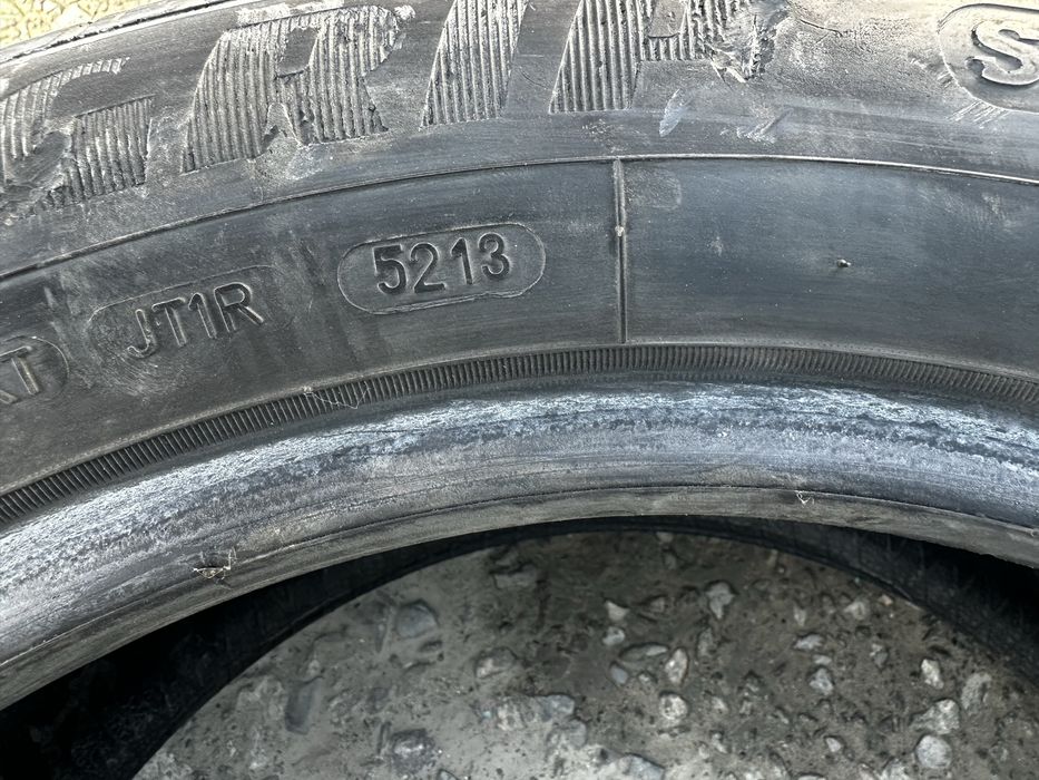 Продам б/у шины лето 215/60 R17