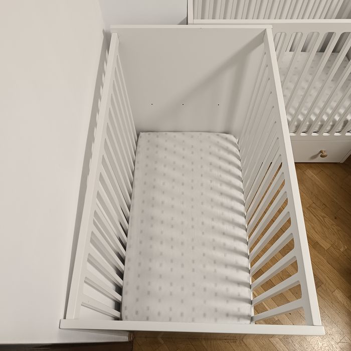 Pătuț bebeluși (două)