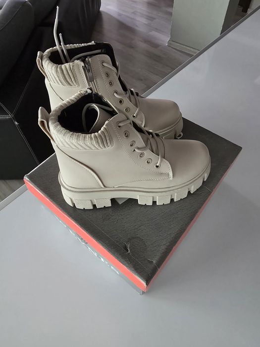 Женски боти естествена кожа