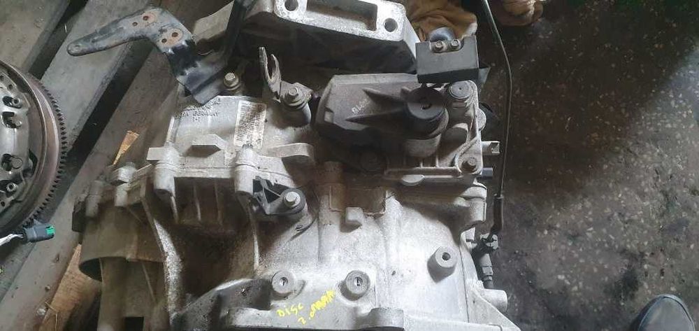 Cutie viteze manuala Land Rover Discovery Range Rover Evoque 204DTD