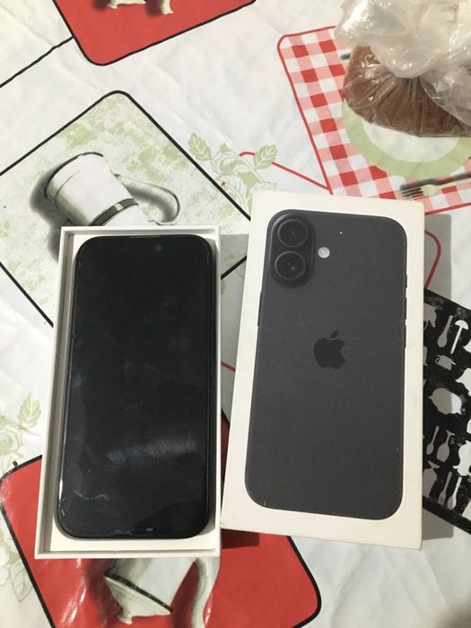 iPhone 16 черный!