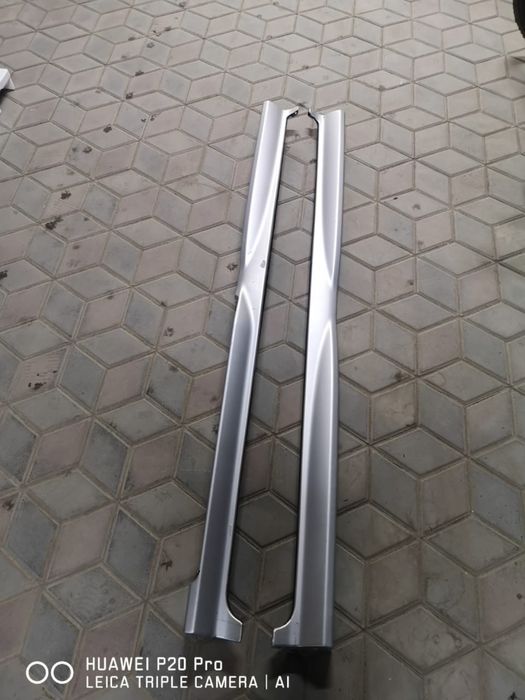 Продам пороги на Делику