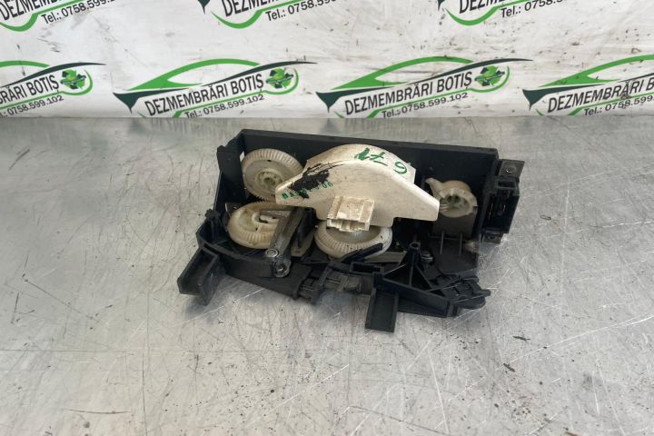 Comanda AC 1H0 820 045C BBB Volkswagen VW Polo a 3-a generatie 6N