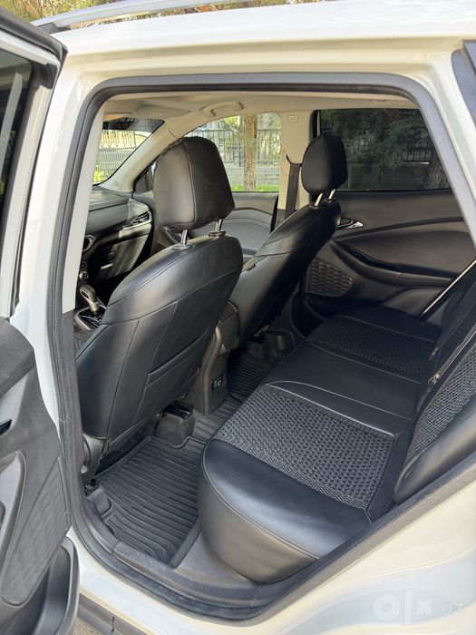 Chevrolet Tracker 2