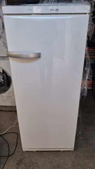 Фризер Miele F4442S No Frost