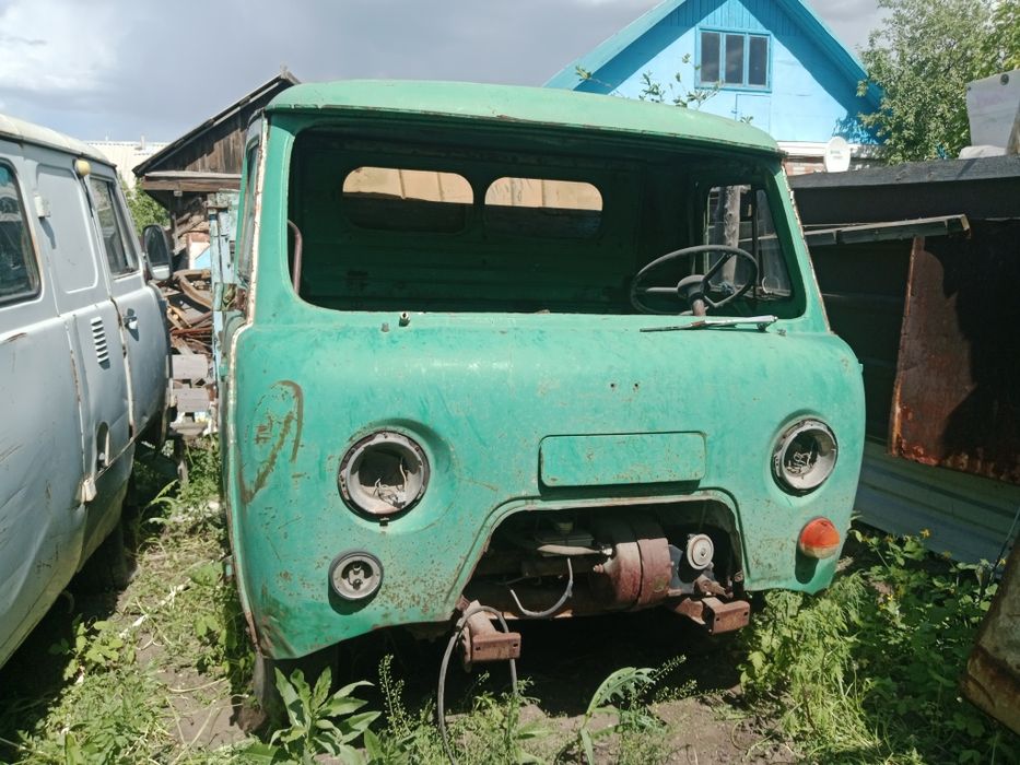 Продам УАЗ 3303 (бортовой)