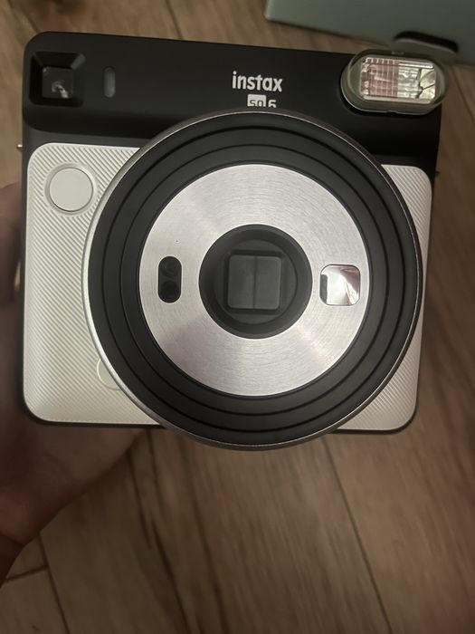 Камера мгновенной печати. Instax SQ 6