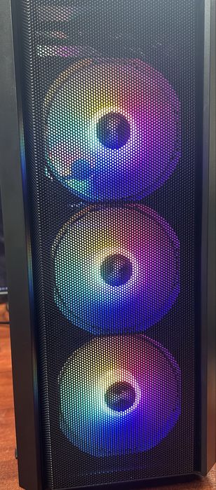 Геймърски компютър, full hd, Intel i5, rtx 3070, 16gb, nvme