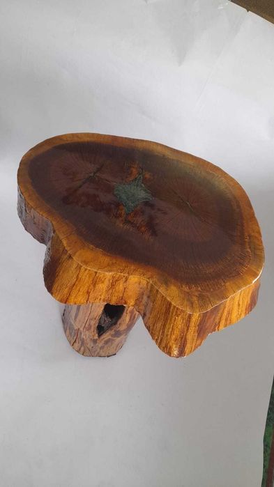 Mese din buturugi realizate cu Rasina Epoxidica