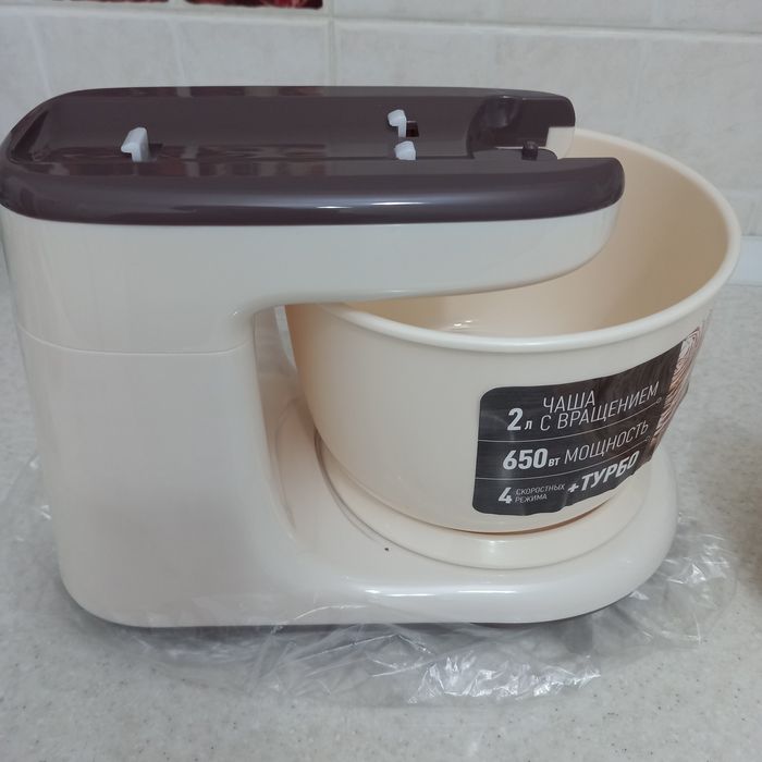 Техника для кухни новый в упаковке миксер