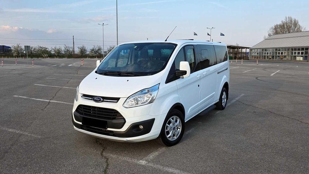 Ford Tourneo Custom, 2,2 TDCI, 155 CP, 9 Locuri, 2016 Model lung