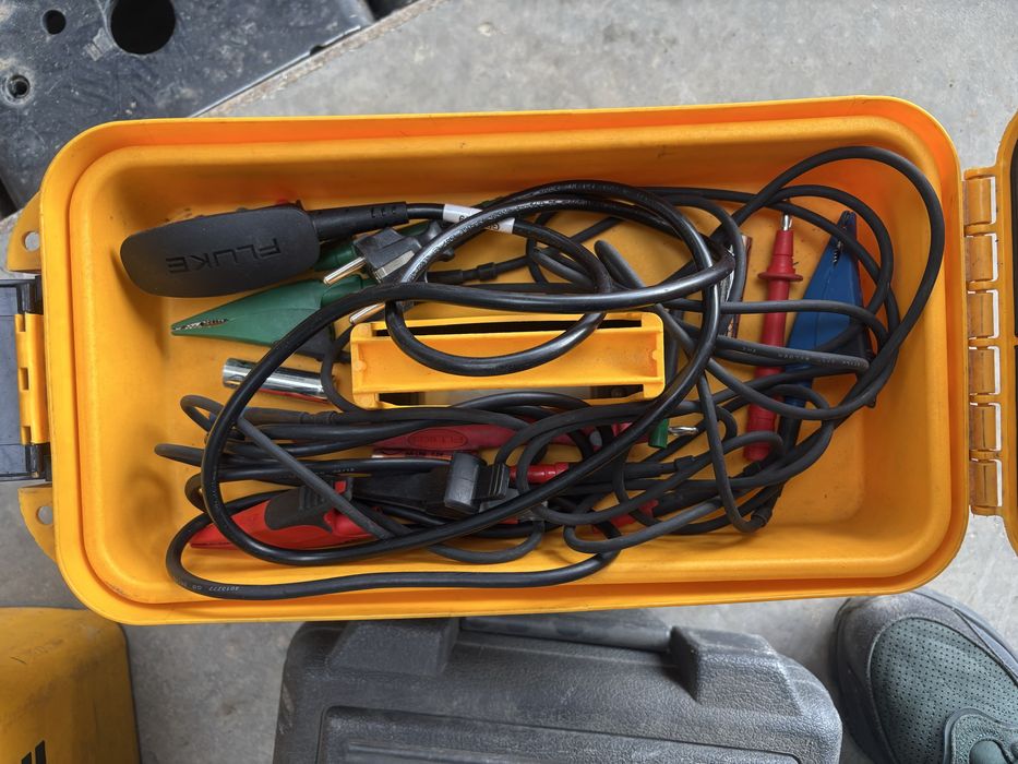 De vanzare aparate masura pentru electricieni