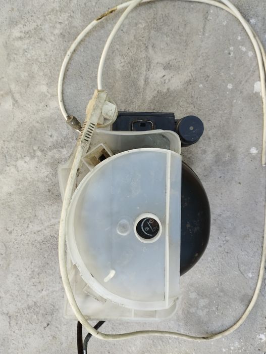 Продается компрессор от холодильника