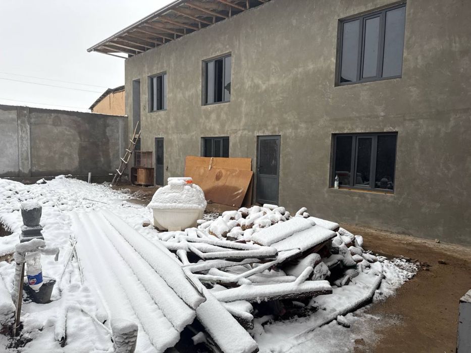 Nazarbek uy sotiladi