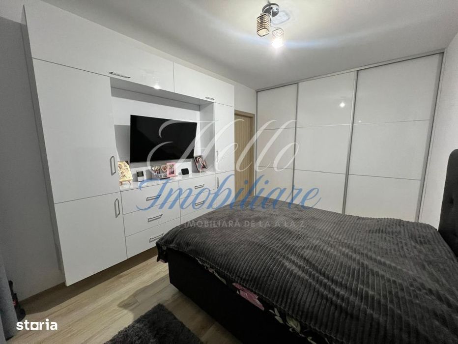 Vand apartament 2 camere 40mp+1 balcon 6mp zona Terra