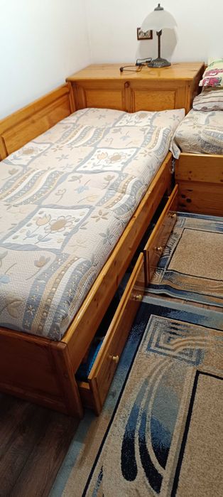 Ъглови легла от масив + ракла