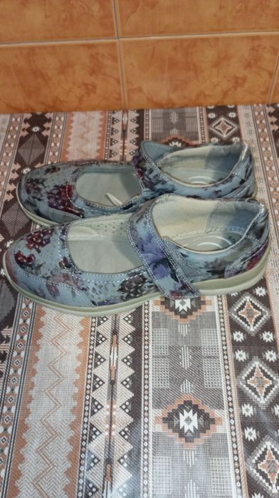 Pantofi pentru femei.
