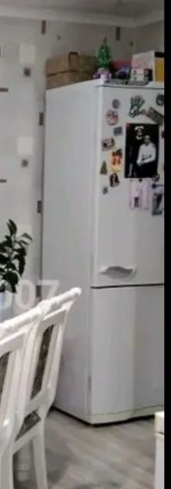 Продам холодильник Атлант