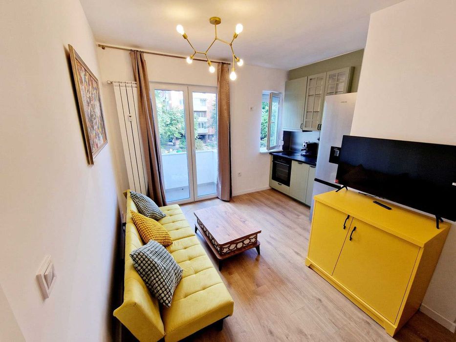 Дава се под наем Двустаен апартамент в София, Витоша - 64 кв.м за 548.25 € - Снимка #2