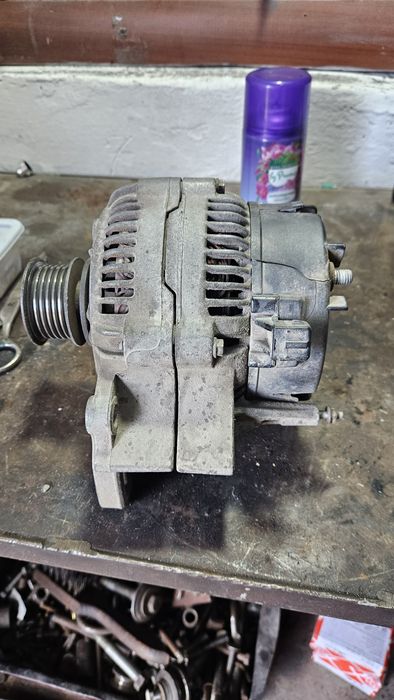 Генератор Bosch 70A