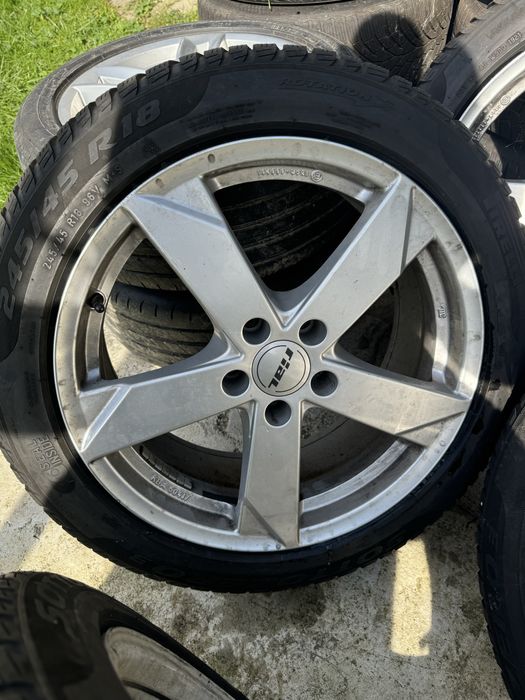 Anvelope iarna 245 45 18,jante aliaj VW Passat,Skoda Superb