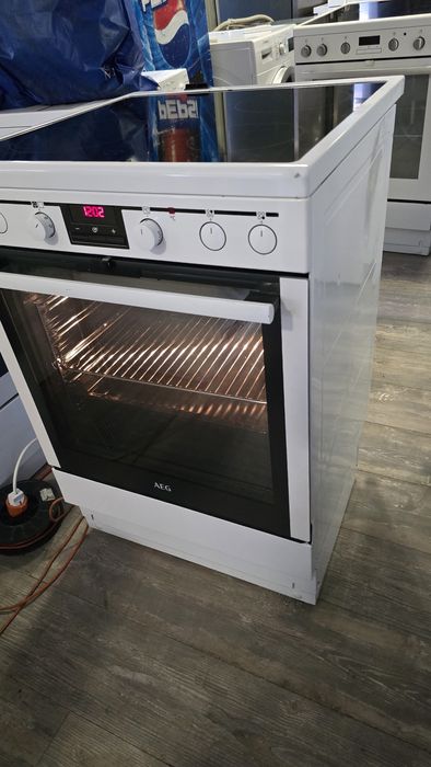 Печка AEG нова 60см