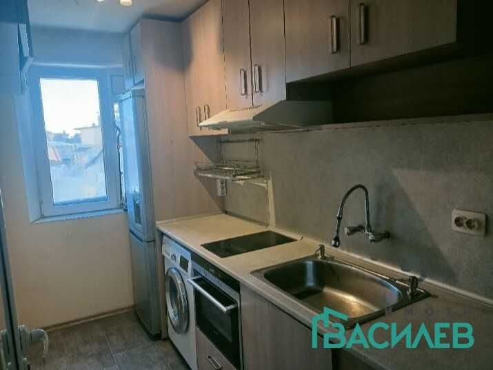 Продава се Двустаен апартамент в София, Център - 55 кв.м за 3273 €/кв.м - Снимка #2
