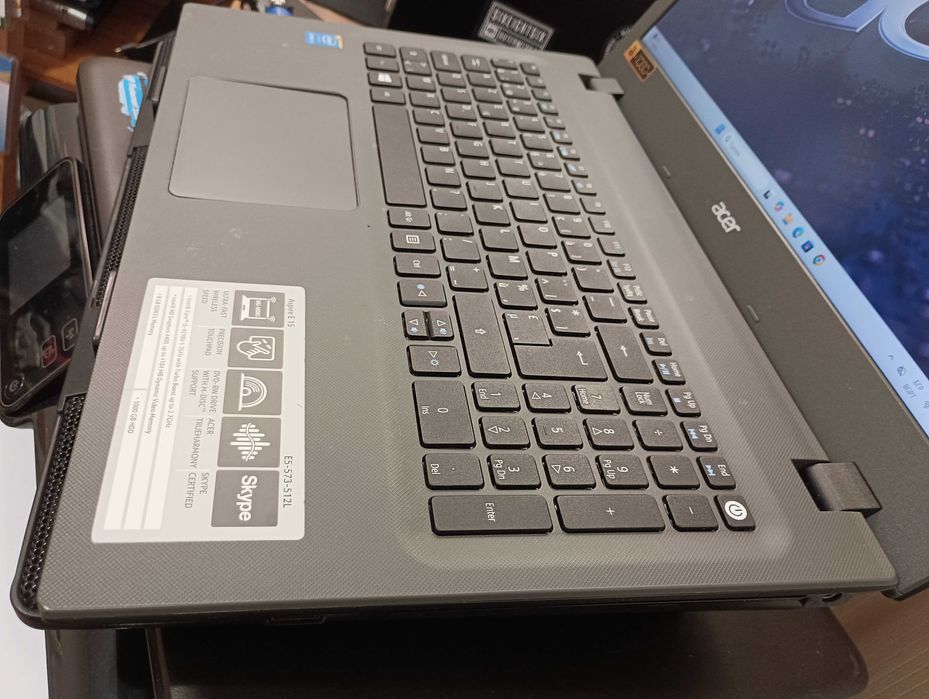 Лаптоп Acer Aspire E15  i5-4210U / 15,6"