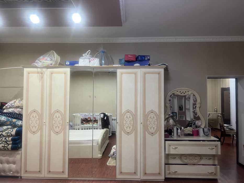 продам спальный гарнитур