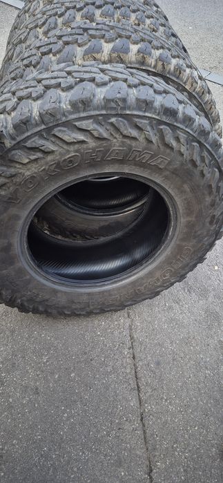 Vand anvelope Yokohama  MT 285 75 R17