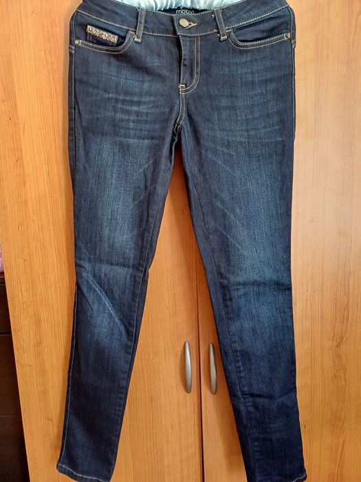 Оригинални дънки на марката Motivi