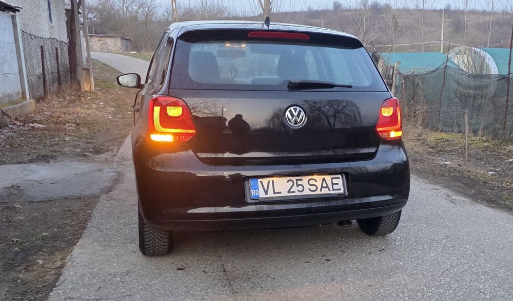 Vând Volkswagen Polo 1.6 TDI