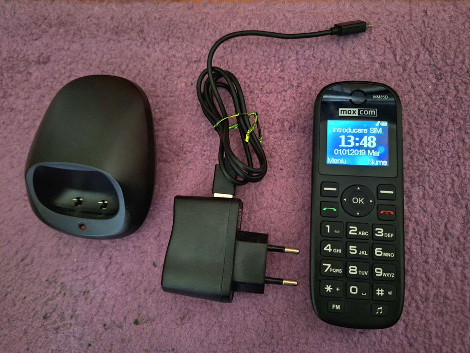 Telefon mobil seniori comfort MaxCom MM35D cu butoane mari