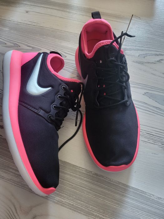 Vând Adidași Originali