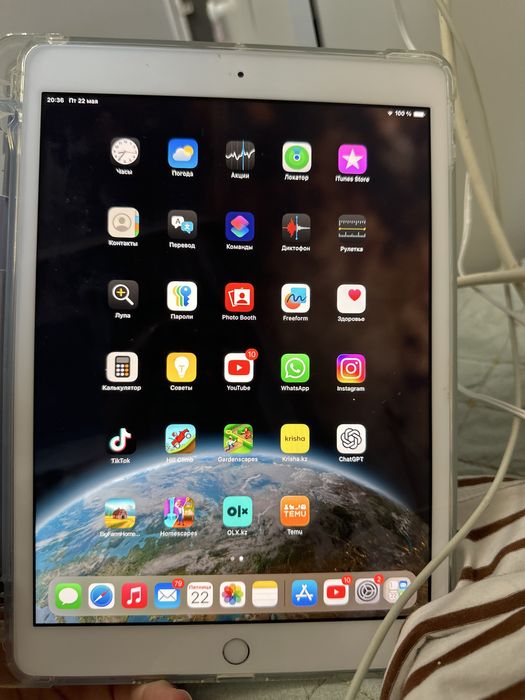 Продам Ipad 8го поколения