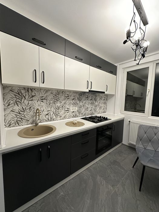 Apartament 2 camere de închiriat