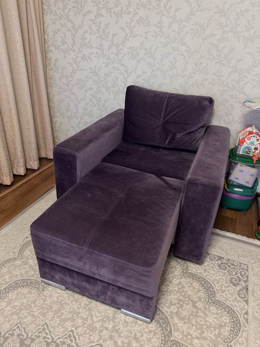 Продам диван с креслом