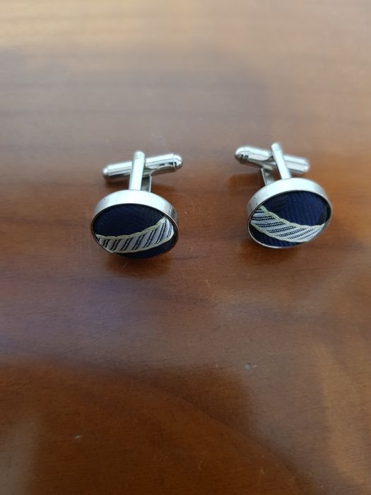 Butoni camasa diverse modele.