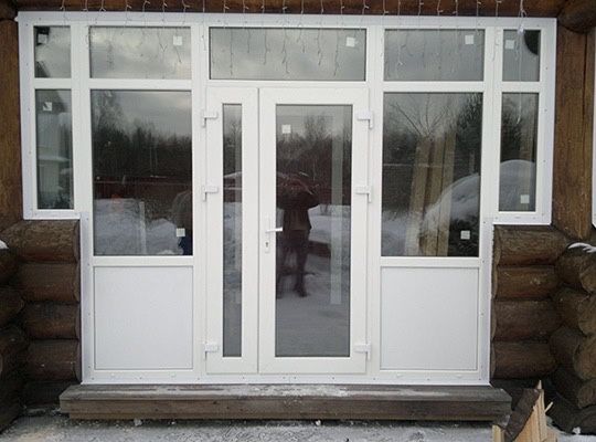 Пластиковые двери