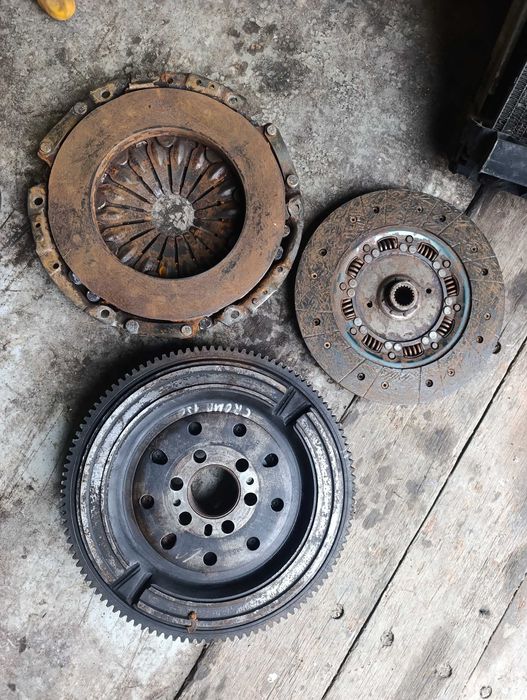 Демпферен маховик за Фиат Крома, Опел Зафира / Croma, Zafira