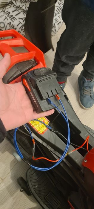 Motoreta electrica cu melodii si lumini