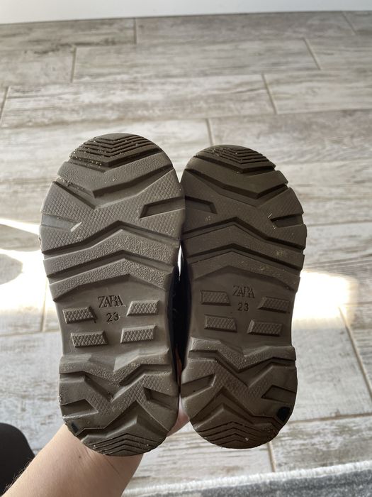 Vând ghete Zara marimea 23