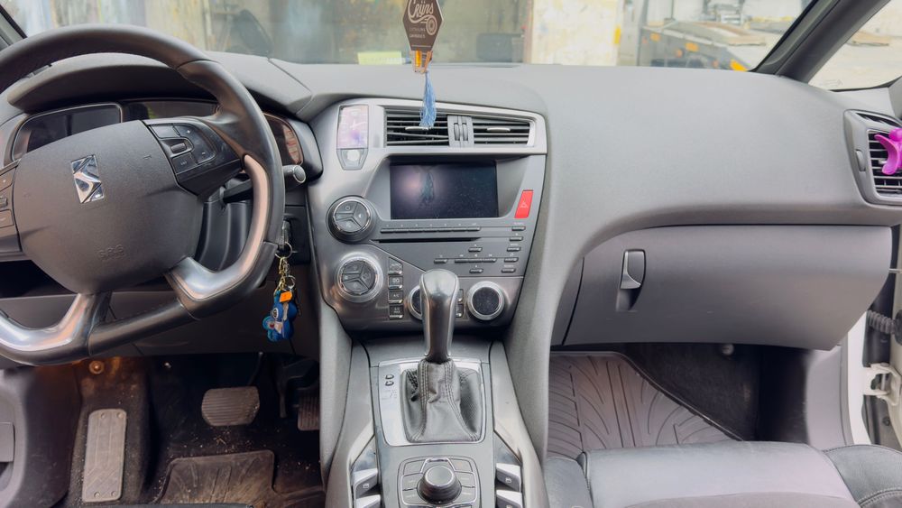 Se vinde citroen ds5