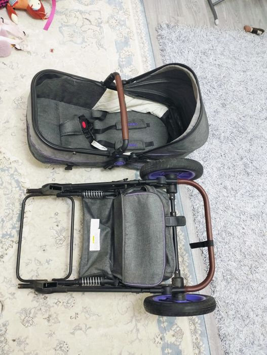 Продам Коляску б